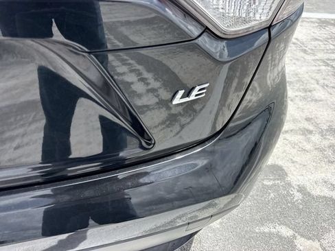 Used 2022 Toyota Corolla LE FWD image 25