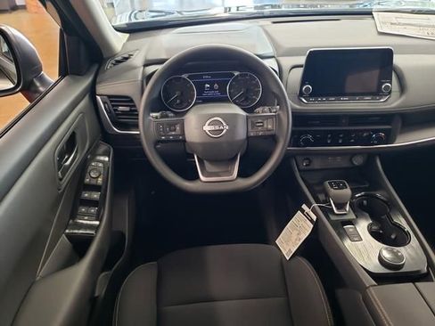 New 2026 Nissan Rogue S image 13