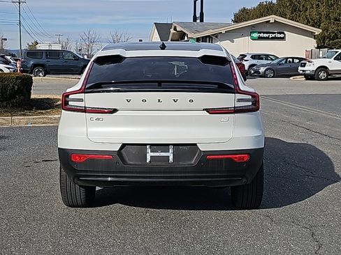 Used 2023 Volvo C40 P8 Recharge Ultimate image 13