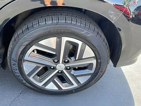 Used 2023 Hyundai Kona SEL w/ Cargo Package FWD image 31