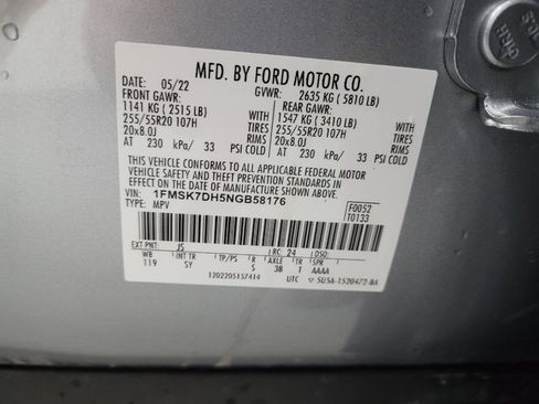 Used 2022 Ford Explorer XLT w/ Equipment Group 202A RWD image 33