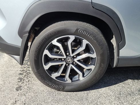 Used 2025 Toyota Corolla Cross AWD Hybrid image 9