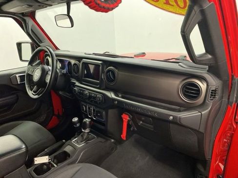 Used 2018 Jeep Wrangler Unlimited Sport S AWD/4WD image 25