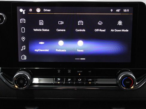 Used 2023 Chevrolet Colorado Trail Boss image 26