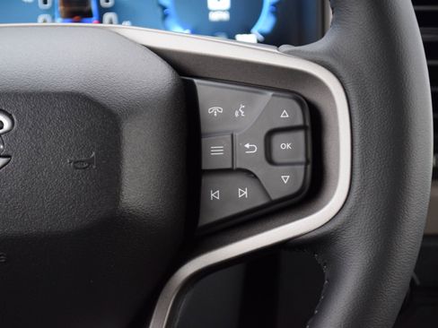 New 2026 Ford Bronco Outer Banks image 10