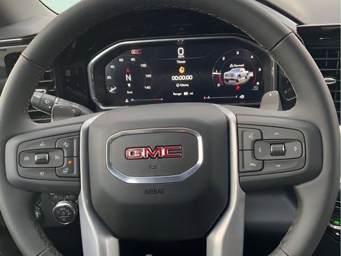 New 2026 GMC Sierra 1500 SLT image 10