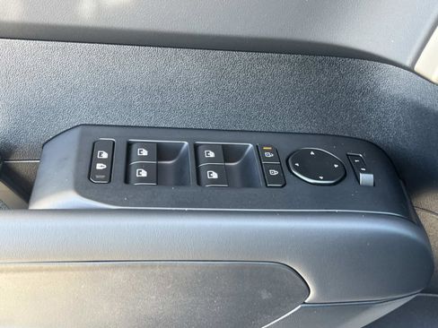 New 2027 Kia Telluride LX FWD image 23