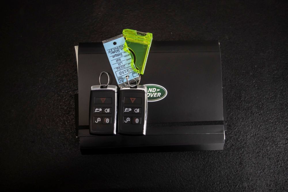 Used 2026 Land Rover Range Rover Evoque S AWD/4WD image 44