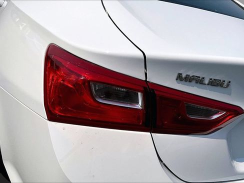 Used 2023 Chevrolet Malibu LT FWD image 29
