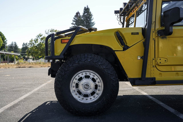 Used 2002 HUMMER H1 4-Door Open Top AWD/4WD image 4