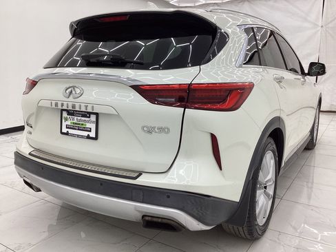 Used 2019 INFINITI QX50 Essential w/ Premium Audio Package AWD/4WD image 9