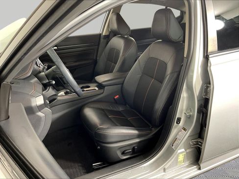 Used 2022 Nissan Altima 2.5 SR FWD image 21