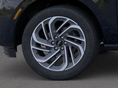 New 2026 Lincoln Navigator Reserve AWD/4WD image 37