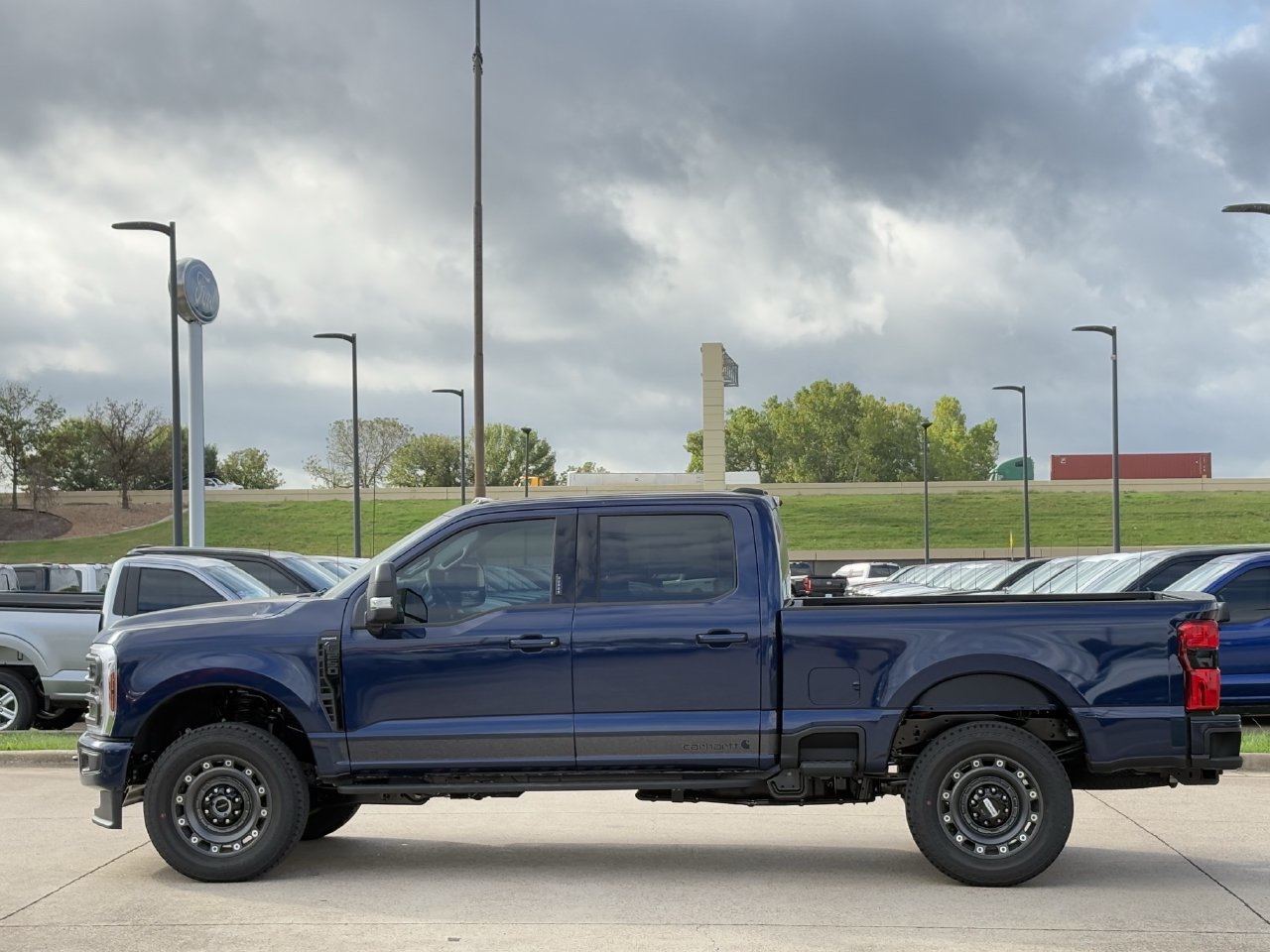 New 2027 Ford F250 XLT w/ XLT Premium Package AWD/4WD image 3