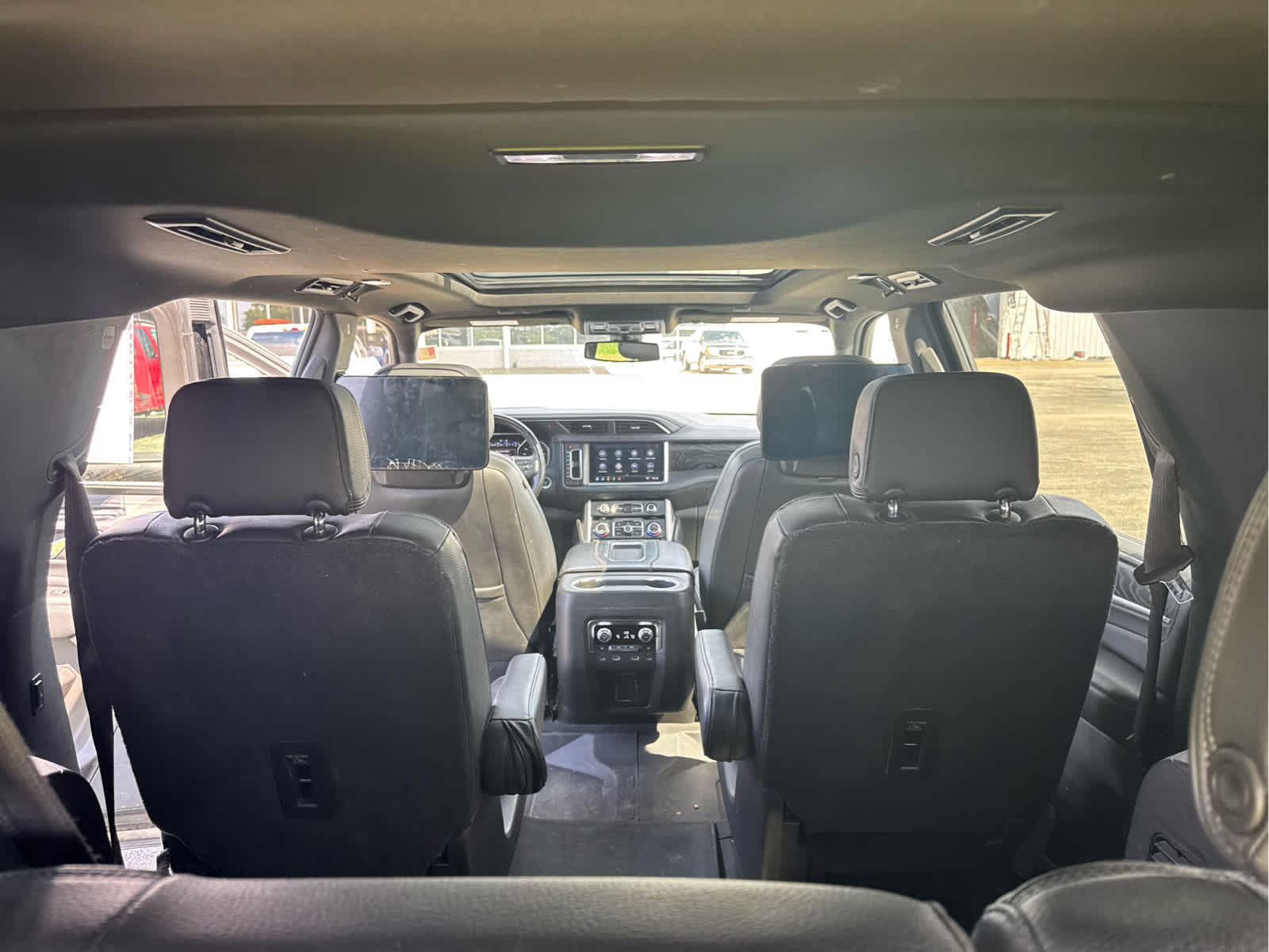 Used 2021 GMC Yukon XL Denali RWD image 11