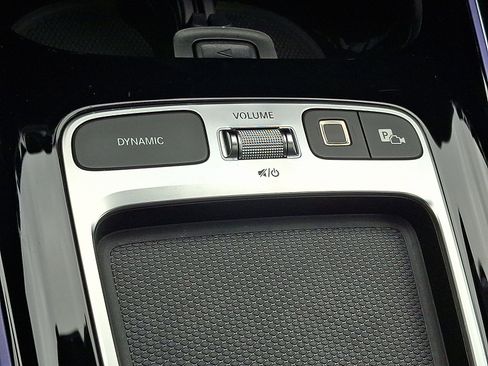 Used 2025 Mercedes-Benz GLA 250 4MATIC image 25