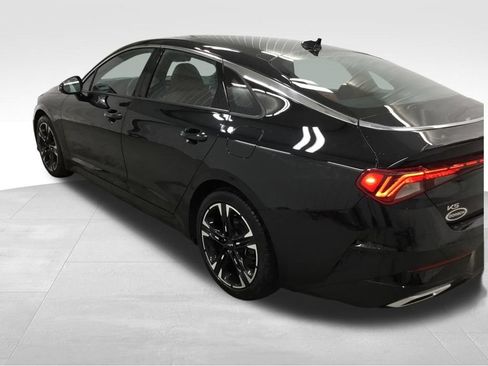 Used 2023 Kia K5 GT-Line AWD/4WD image 32