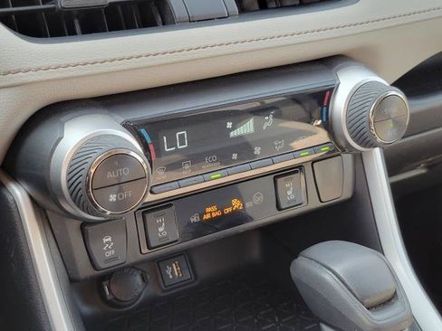 Used 2024 Toyota RAV4 XLE w/ Convenience Package AWD/4WD image 22