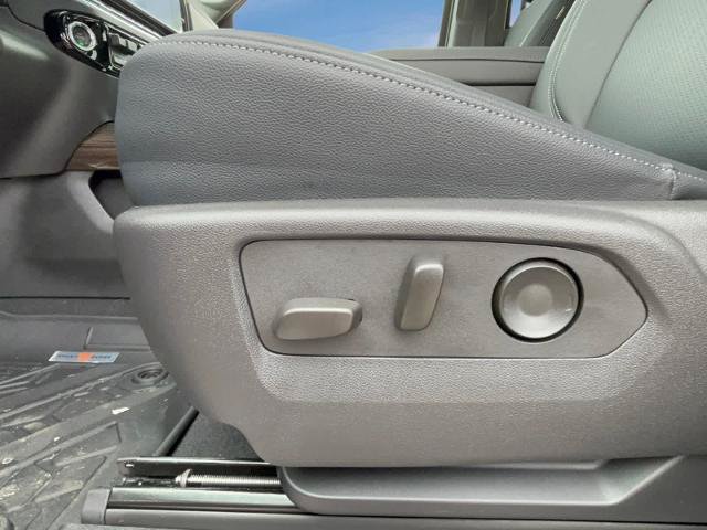 New 2025 Chevrolet Silverado 1500 RST AWD/4WD image 23