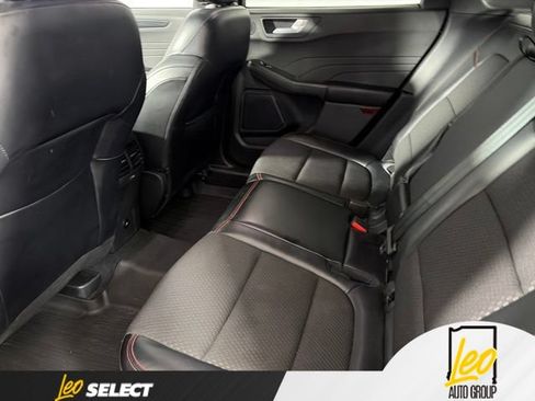 Used 2023 Ford Escape ST-Line Select w/ Tech Pack #2 AWD/4WD image 12