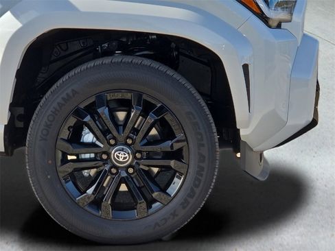 New 2026 Toyota 4Runner 4WD image 11