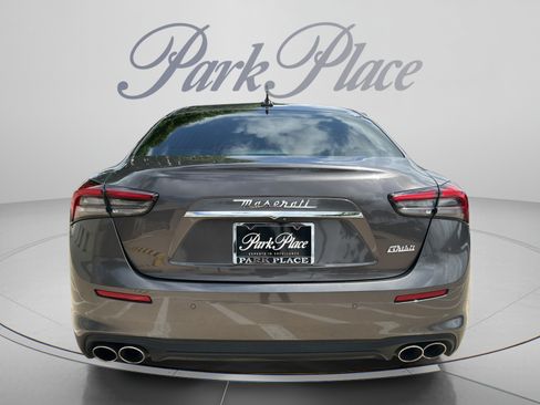 Used 2021 Maserati Ghibli RWD image 4