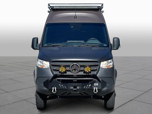 Used 2024 Mercedes-Benz Sprinter 3500 w/ Parking Package image 4