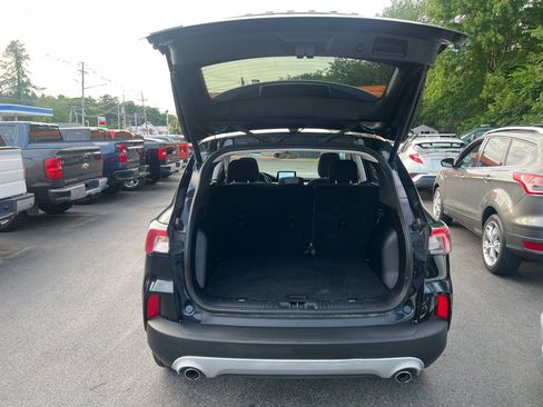 Used 2021 Ford Escape SE w/ Convenience Package AWD/4WD image 5