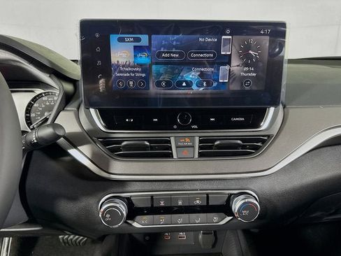 New 2026 Nissan Altima 2.5 SR AWD/4WD image 13