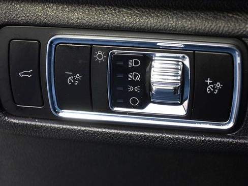 New 2025 Lincoln Corsair AWD w/ Equipment Group 101A image 24