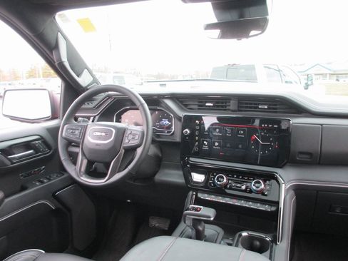 Certified 2025 GMC Sierra 1500 AT4X image 27