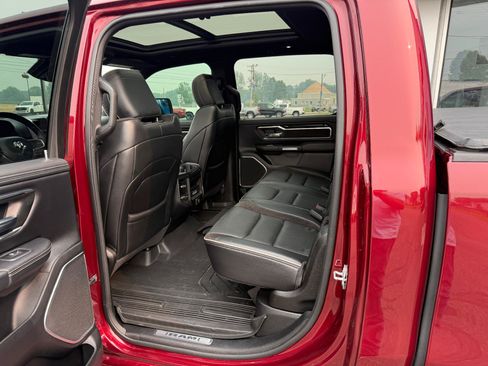 Used 2021 RAM 1500 Laramie AWD/4WD image 15