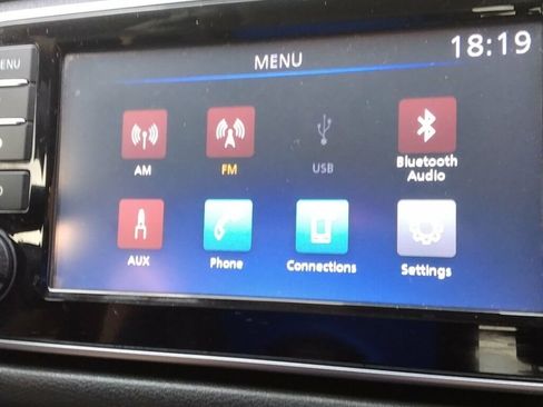 Used 2021 Nissan Versa S FWD image 16