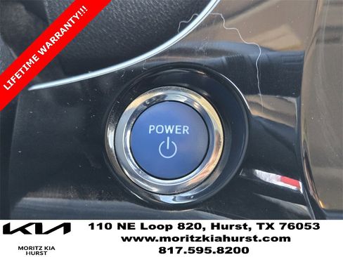 Used 2017 Toyota Prius Four image 23