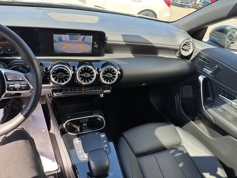 Used 2023 Mercedes-Benz CLA 250 4MATIC image 24
