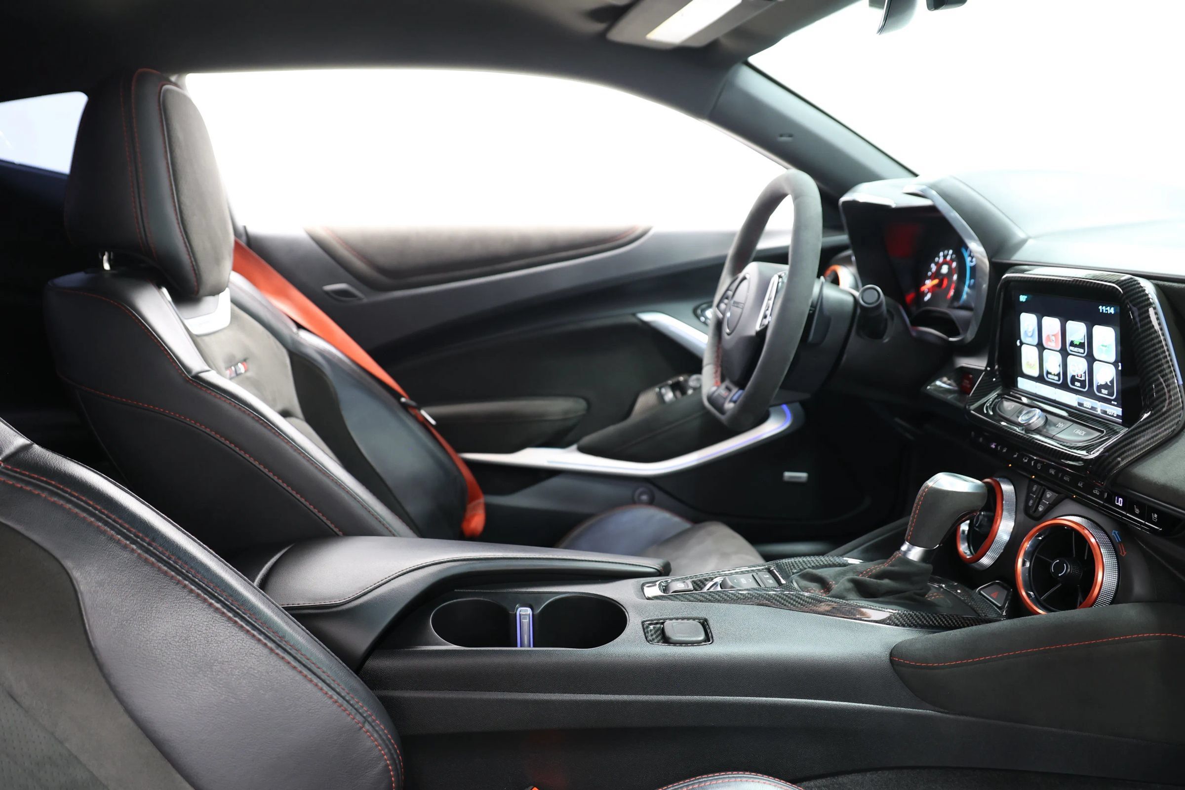 Used 2018 Chevrolet Camaro ZL1 RWD image 92