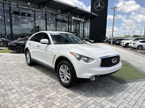 Used 2017 INFINITI QX70 2WD image 8
