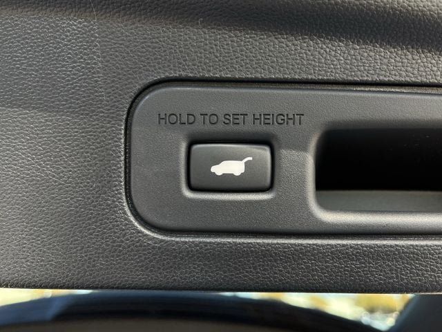 Used 2026 Acura MDX w/ Technology Package FWD image 34