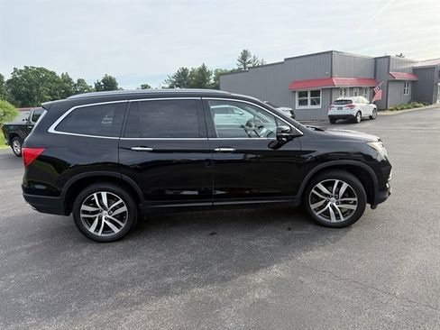 Used 2018 Honda Pilot Touring image 33