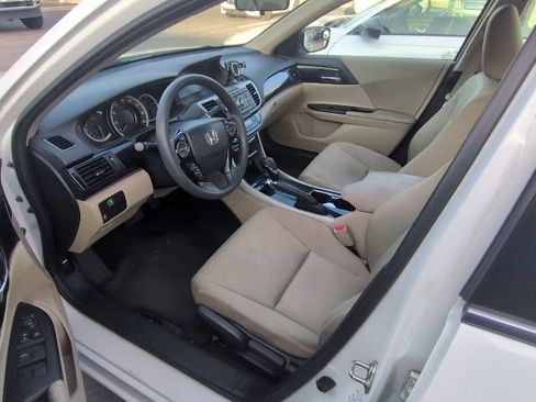 Used 2016 Honda Accord LX image 6