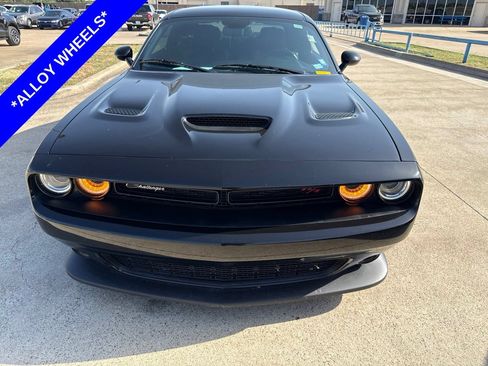Used 2023 Dodge Challenger R/T Scat Pack RWD image 2
