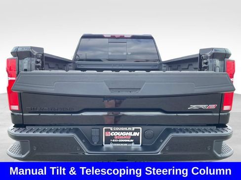 Used 2024 Chevrolet Silverado 2500 ZR2 w/ Technology Package AWD/4WD image 32