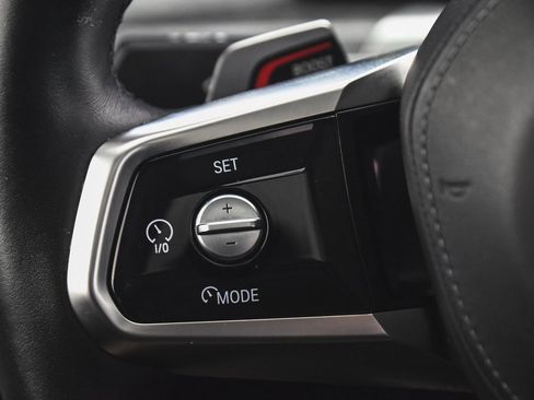 Used 2023 BMW i7 xDrive60 w/ Executive Package 2 image 29