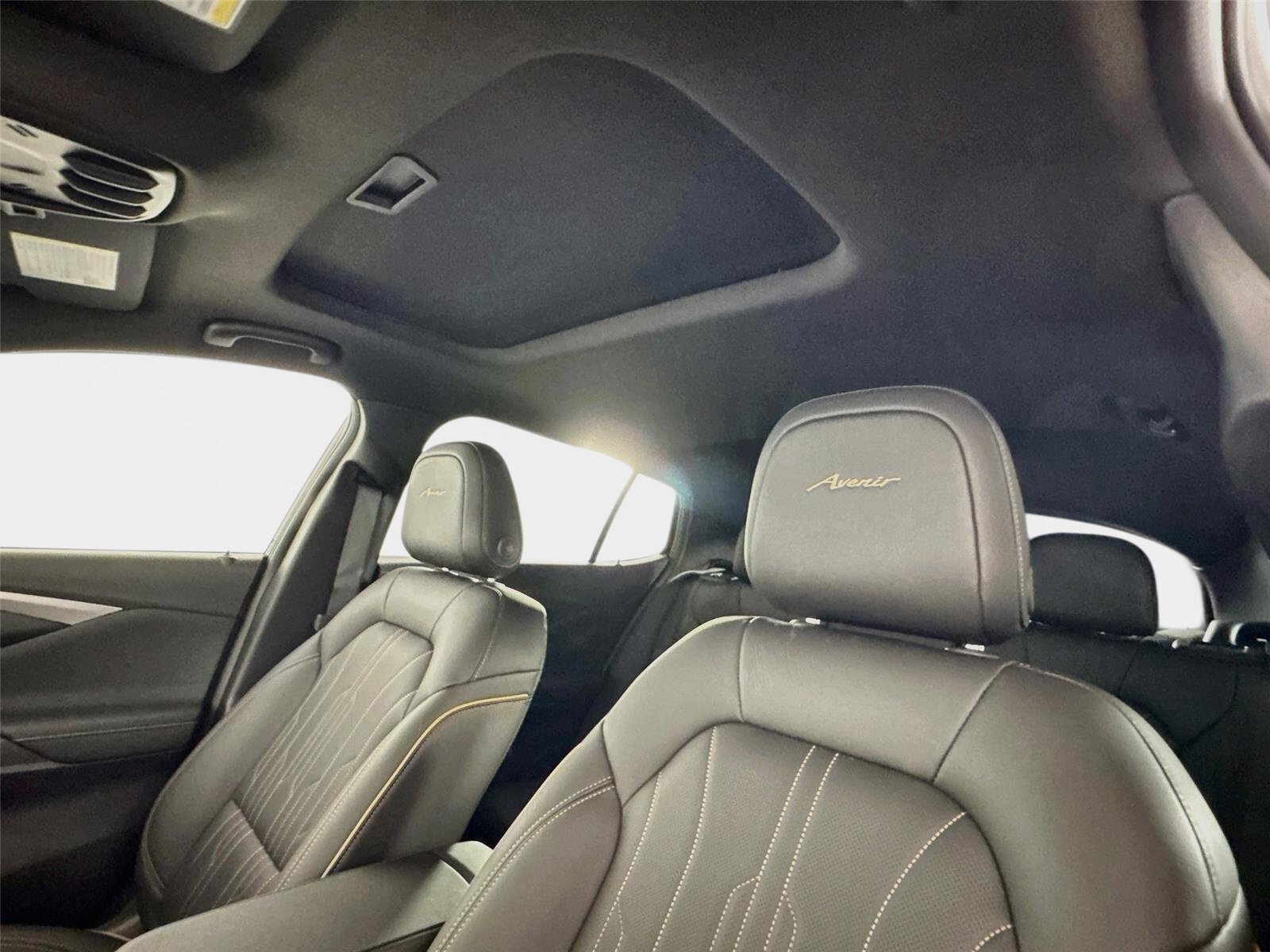 New 2026 Buick Envista Avenir FWD image 14