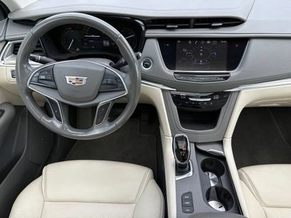 Used 2018 Cadillac XT5 Luxury