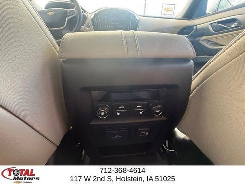 Used 2023 Chevrolet Traverse Premier w/ LPO, Floor Liner Package AWD/4WD image 16