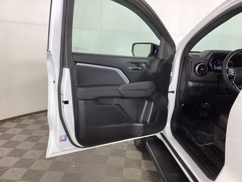 Used 2023 Chevrolet Colorado Z71 w/ Z71 Convenience Package 2 image 14