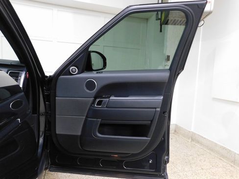 Used 2014 Land Rover Range Rover Sport HSE image 90