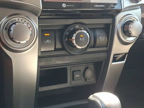 Used 2021 Toyota 4Runner SR5 Premium w/ Moonroof Package AWD/4WD image 12