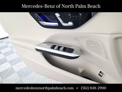New 2026 Mercedes-Benz C 300 Sedan image 18